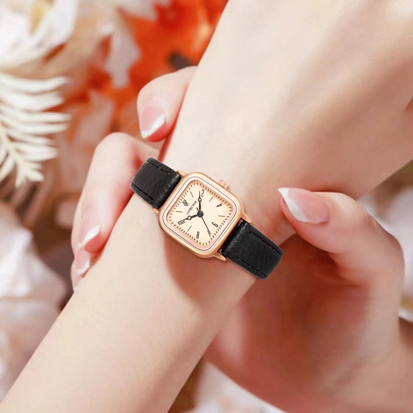 Montre coffre femme